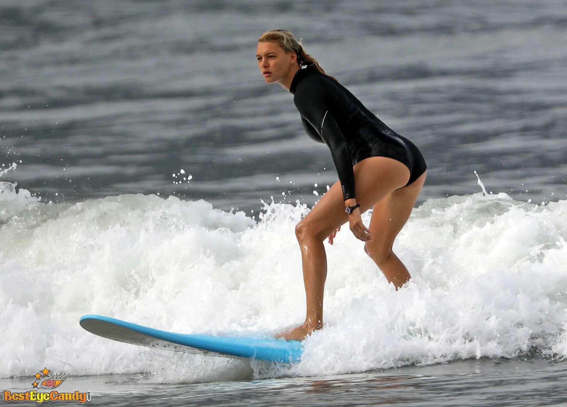 Kelly Rohrbach underwear in Dookie di Cascias