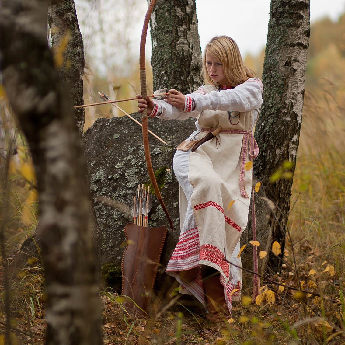 Sexy photo Girls in Slavic costumes in Dookie di Cascias